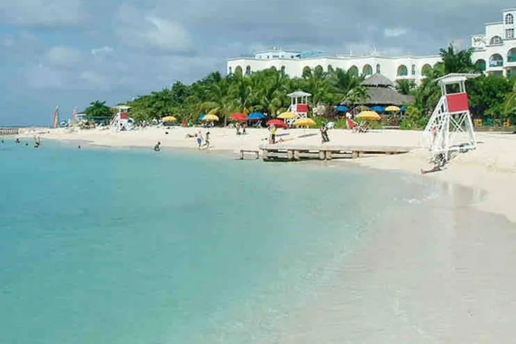 Nuu Naples Hills Apartment Montego Bay