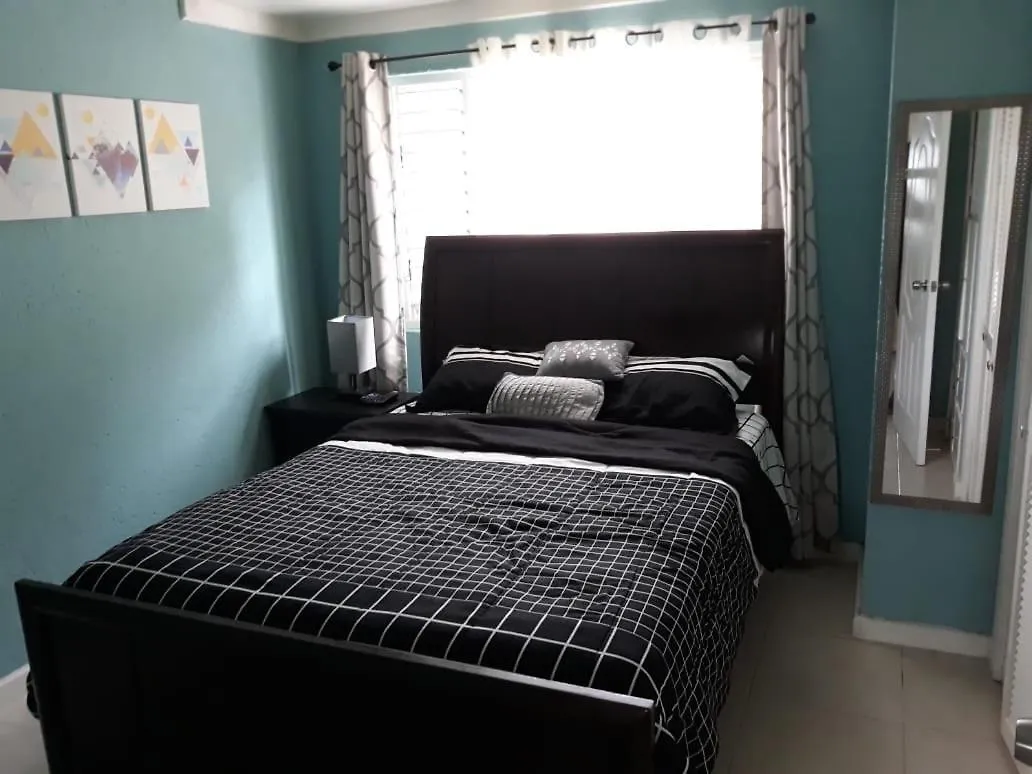 Nuu Naples Hills Apartment Montego Bay